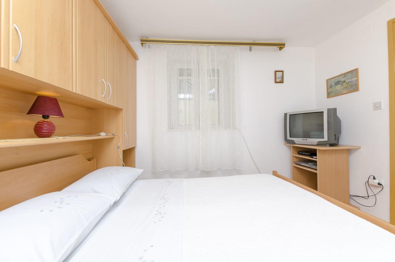 Apartments Visnja プリモシュテン エクステリア 写真