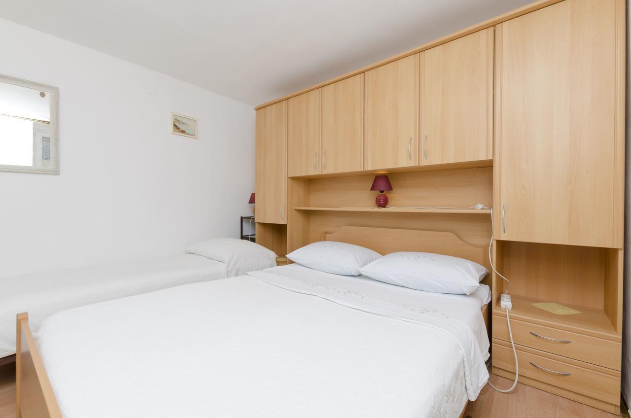 Apartments Visnja プリモシュテン エクステリア 写真